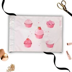 20 Poly Mailers 10 x 13 Cupcakes